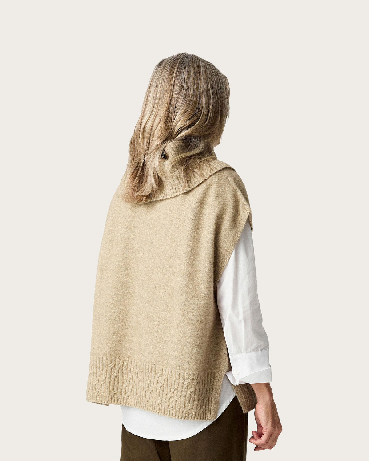 Possum Merino Joni Cape