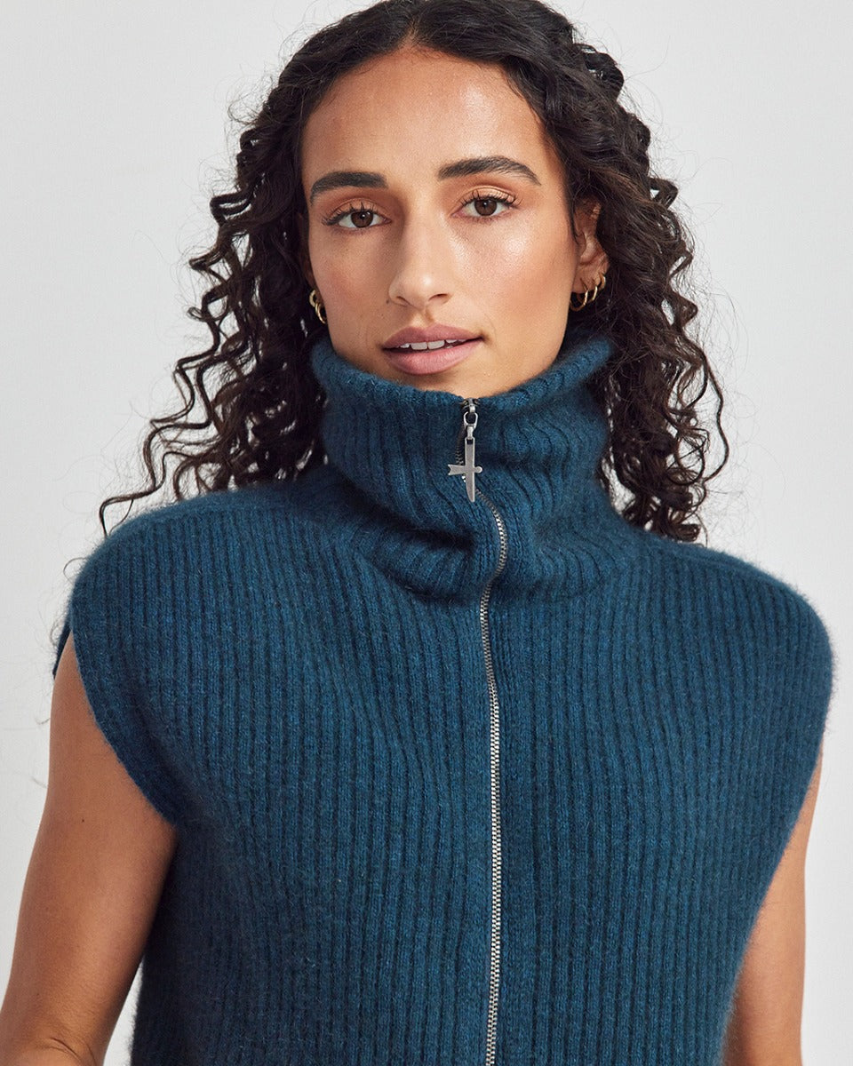 Possum Merino Kay Zip Vest
